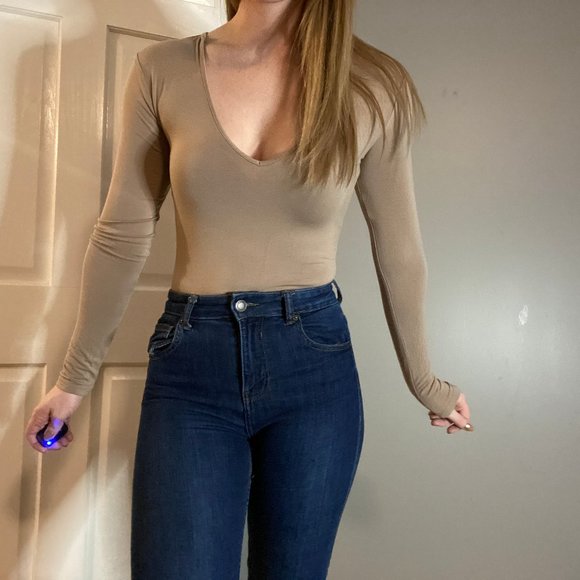 Kendall & Kylie Bodysuit - Picture 2 of 7